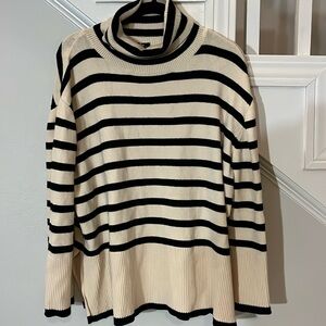 BTFBM turtleneck sweater cream‎ with black stripes size XL like new